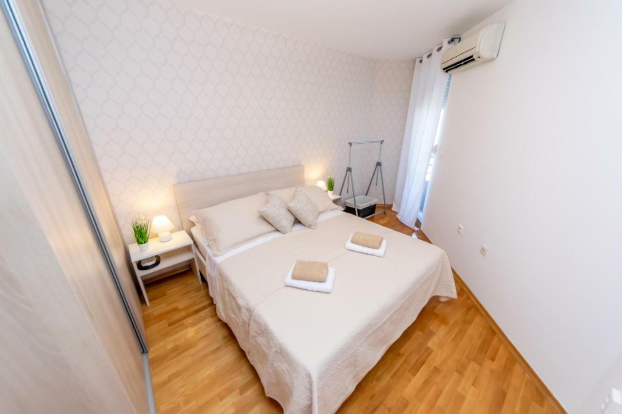 Boki Apartment *